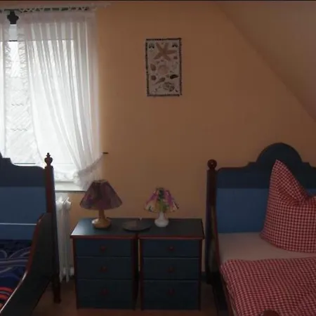 Friesenblau Im Haus Schladenhaufen Langeneß